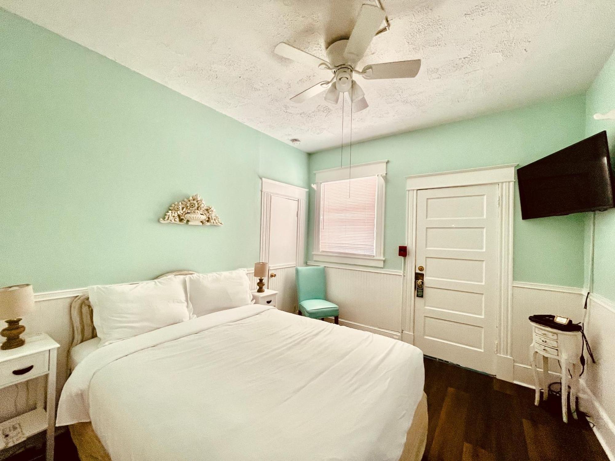 Southern Wind Bed & Breakfast