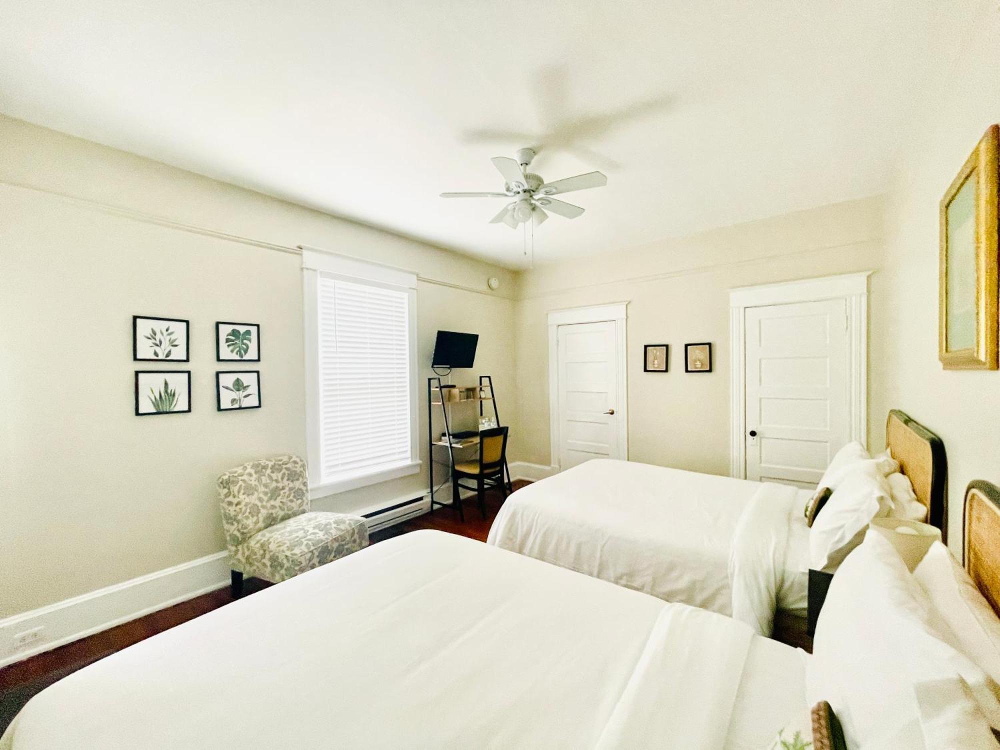 Southern Wind Bed & Breakfast 3*