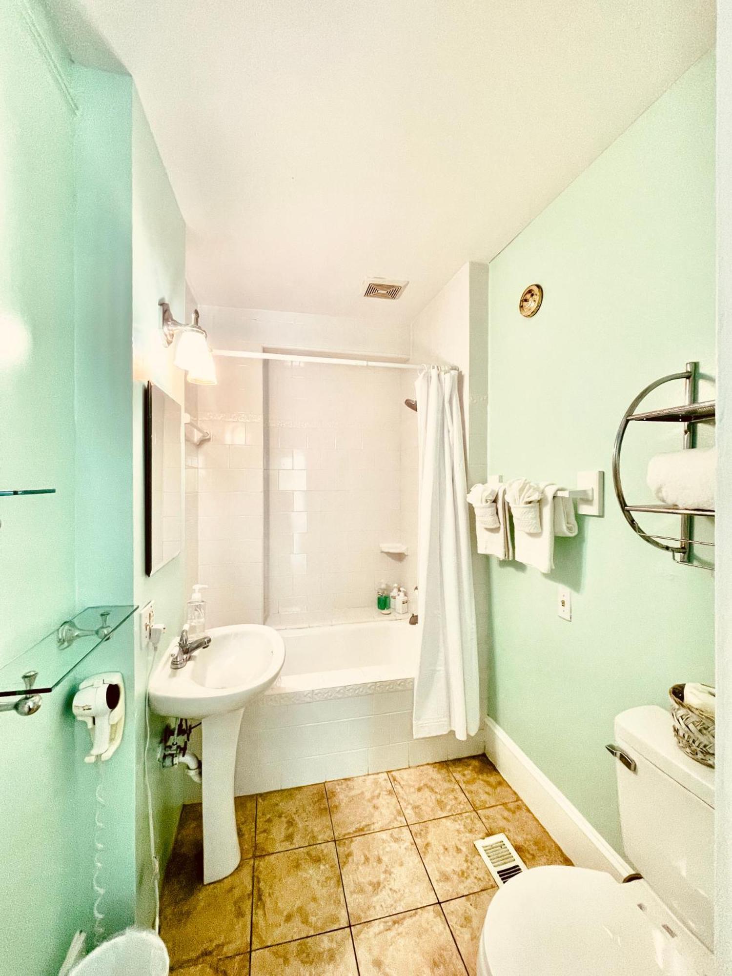 Southern Wind Bed & Breakfast