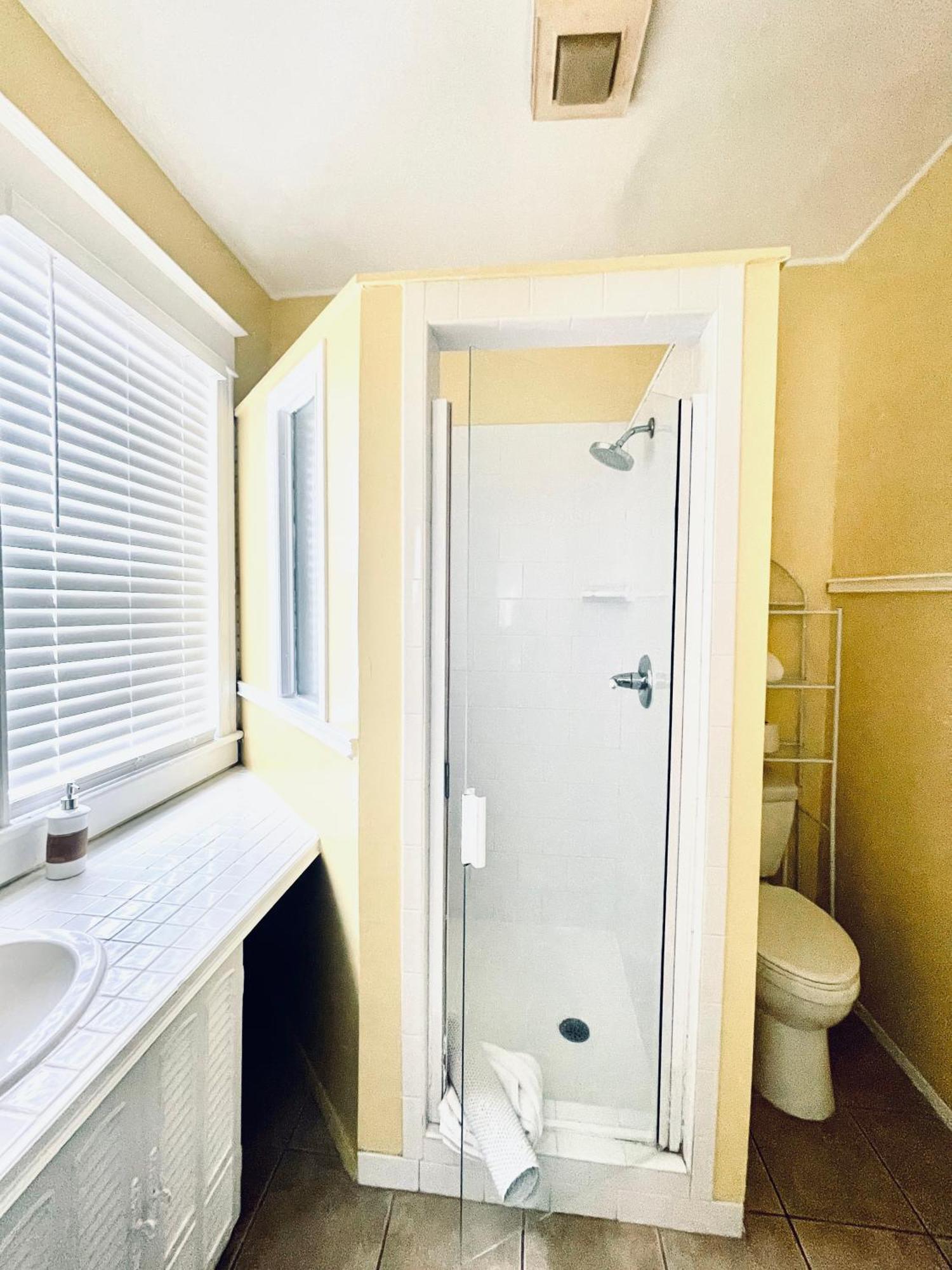 Southern Wind Bed & Breakfast 3*